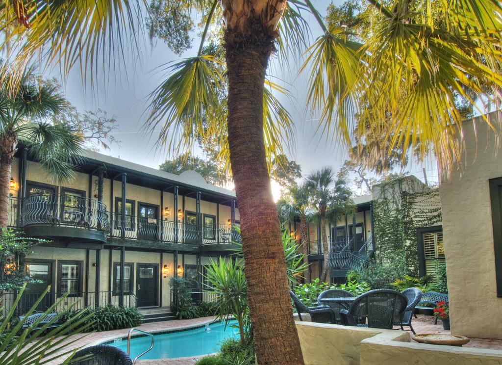 St. Simons Island Village Inn And Pub מראה חיצוני תמונה